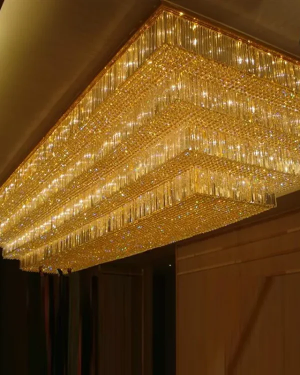 Étincelle Four-Tier Crystal Grand Chandelier in gold