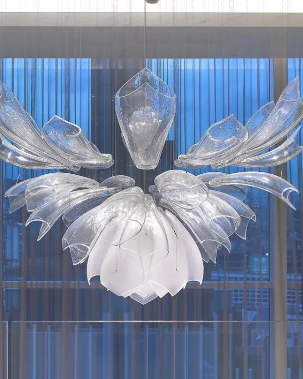 Verre Glass Grand Chandelier in Polished Chrome XVI in polished chrome