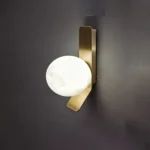 Albâtre Globe Alabaster Wall Sconce