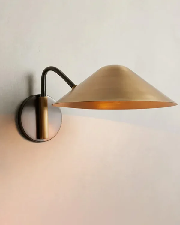 Laiton Brass Wall Sconce, 1-Light, 8" H in brass