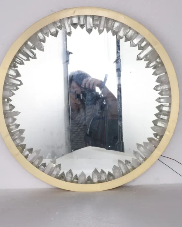 Obsidienne Round Quartz Wall Sconce in brass